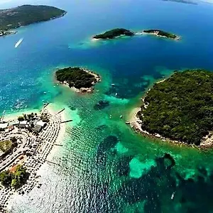 Hotel Islands View